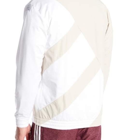 Adidas Origials Track Jacket puffer jacket - Picture 2 of 2